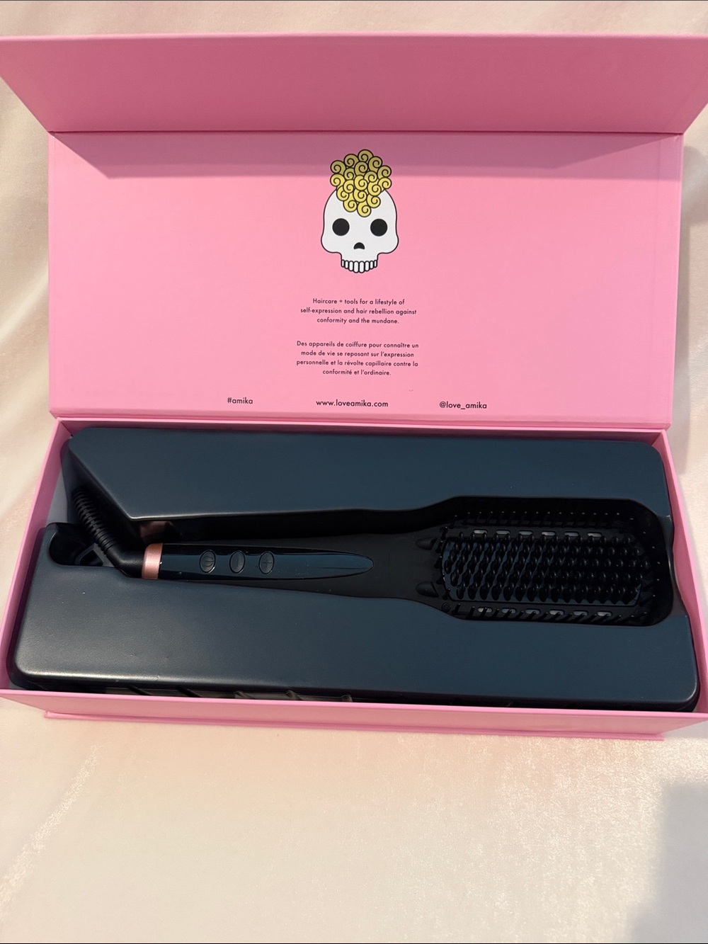 Amika Straightening Brush 2.0